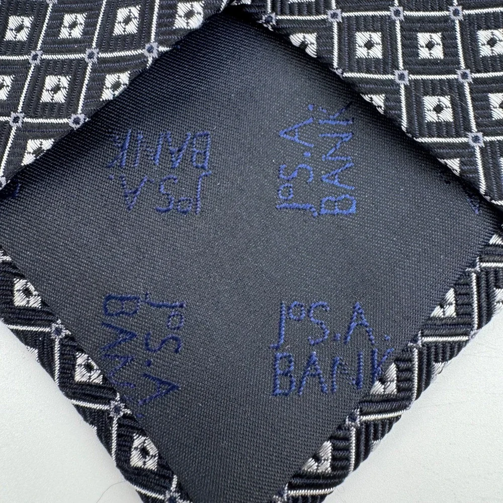 Jos A Bank Traveler Silk Tie Mens Black Silver Geometric Diamond Stain Resistant